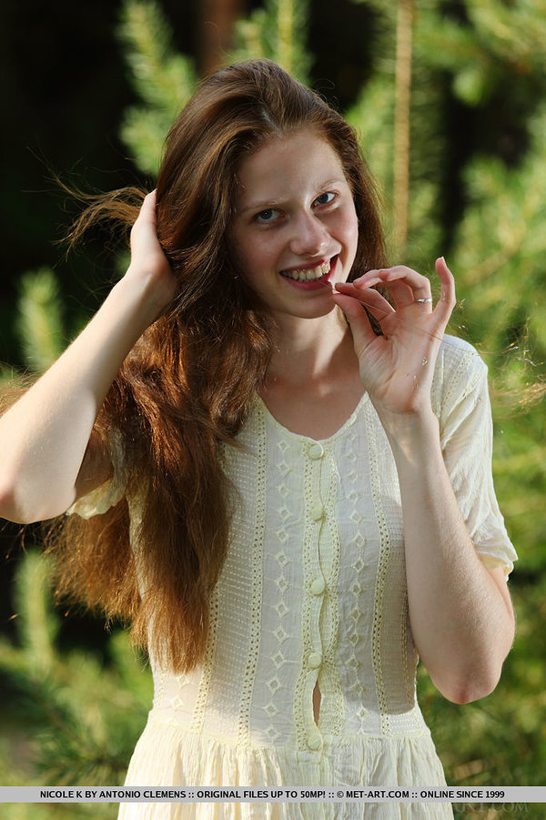 Динуля, 23 года, 3 размер груди